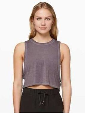 LULULEMON Women's Sleeveless Gray/purple Crop Top